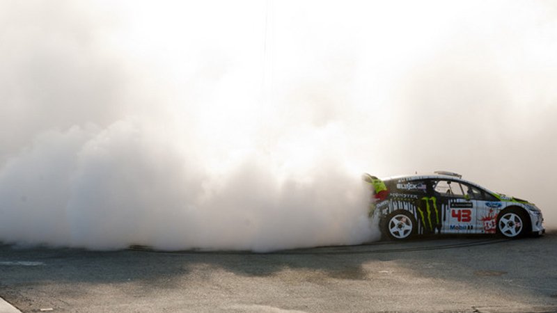 Video: Primul Teaser Ken Block - Gymkhana 4