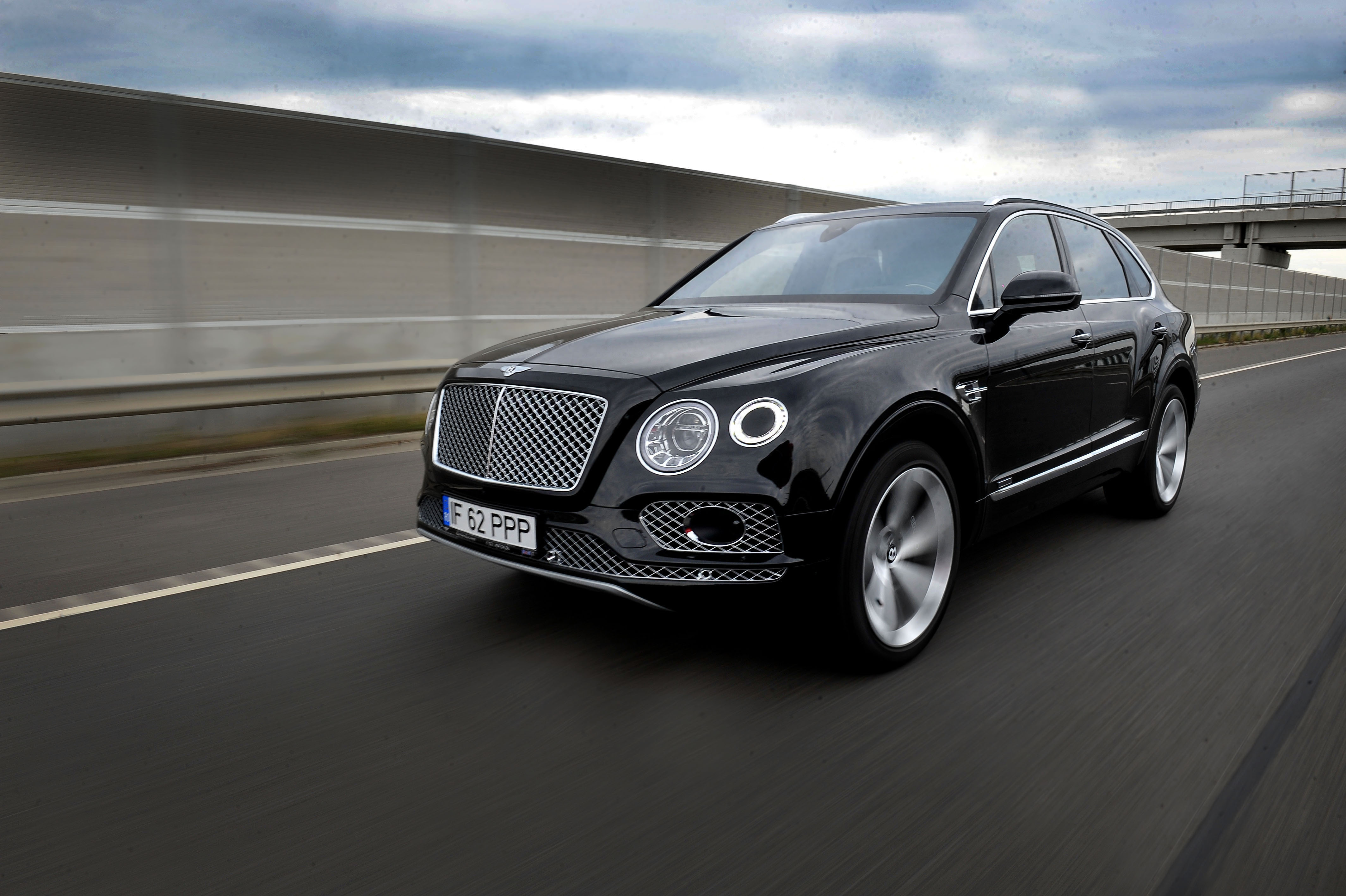 Bentley bentayga v8 diesel