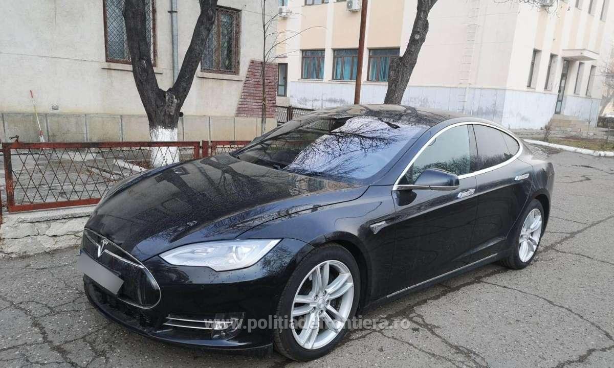 5 din tesla