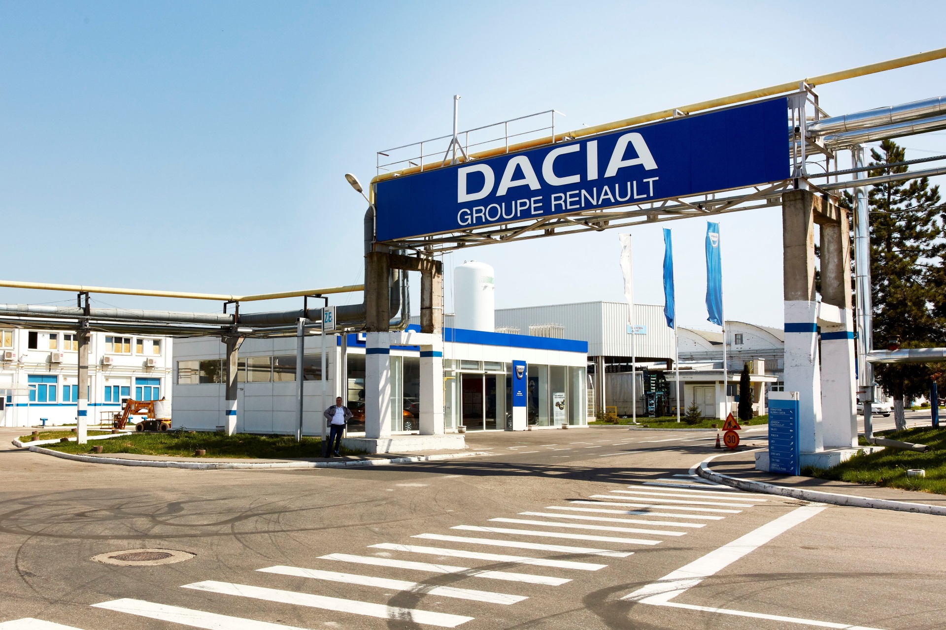 Angajații Ford și Dacia Vor Să Reia Lucrul Cu Orice Preț Promotor