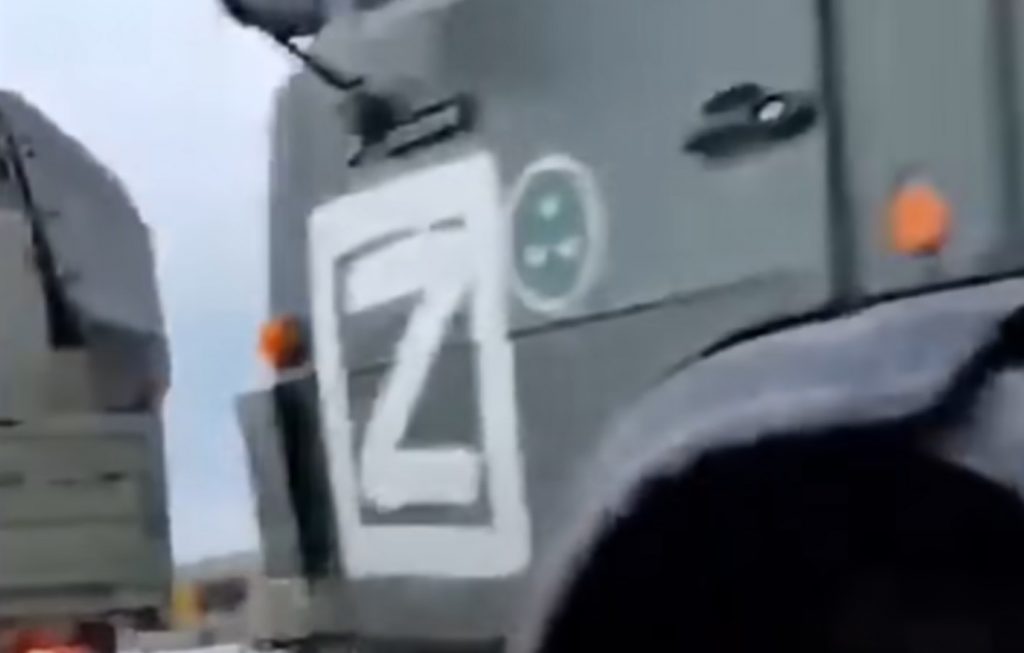 Misterul literei ”Z” de pe mașinile de război rusești din Ucraina. Ce ar putea simboliza? – VIDEO thumbnail