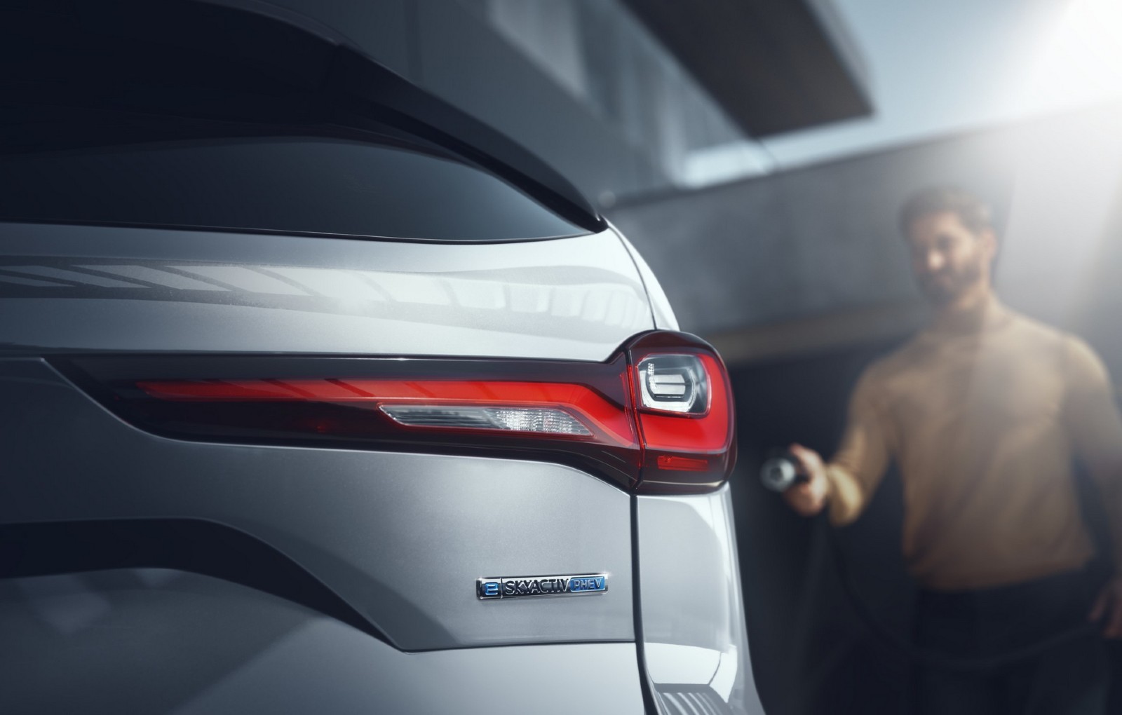 Mazda releases a new teaser image of the upcoming CX-90 SUV