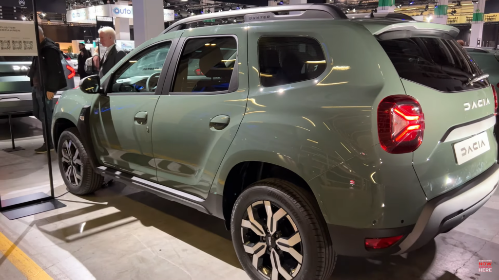 Dacia Duster Cu Noua Gril I Bigster Filmate Mpreun Cele Mai