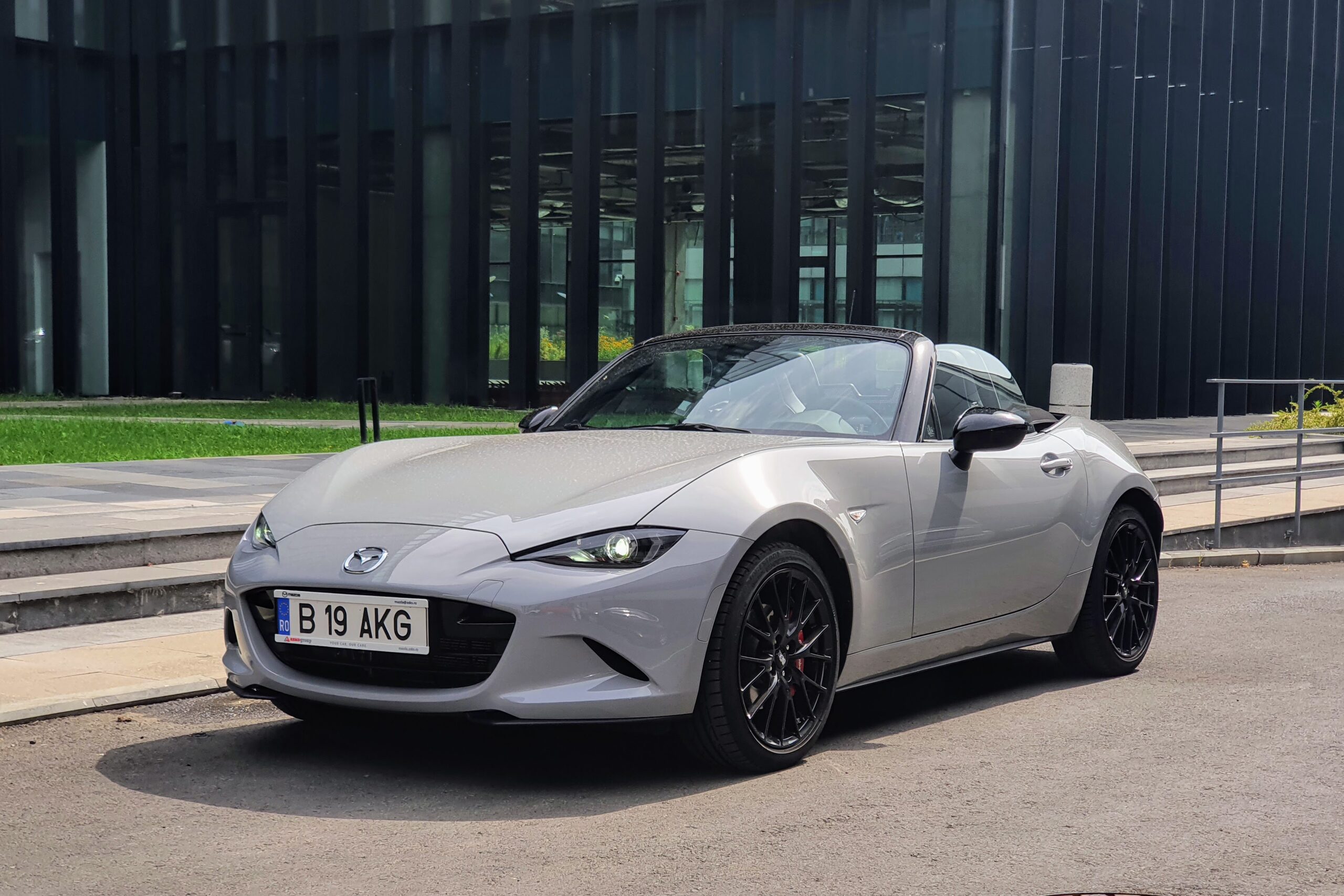 Test Drive Mazda MX-5 – Îndreptarul pasionatului auto – VIDEO