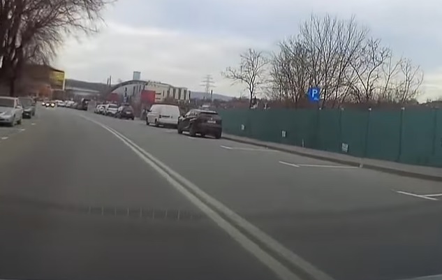 Ce Te Așteaptă Dacă Depășești pentru a Evita un Accident? Află Riscurile Legale și Impactul Aceastei Manevre Controversate în Codul Rutier din România.