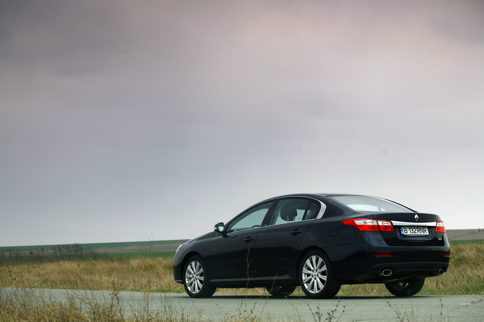 Renault latitude v6